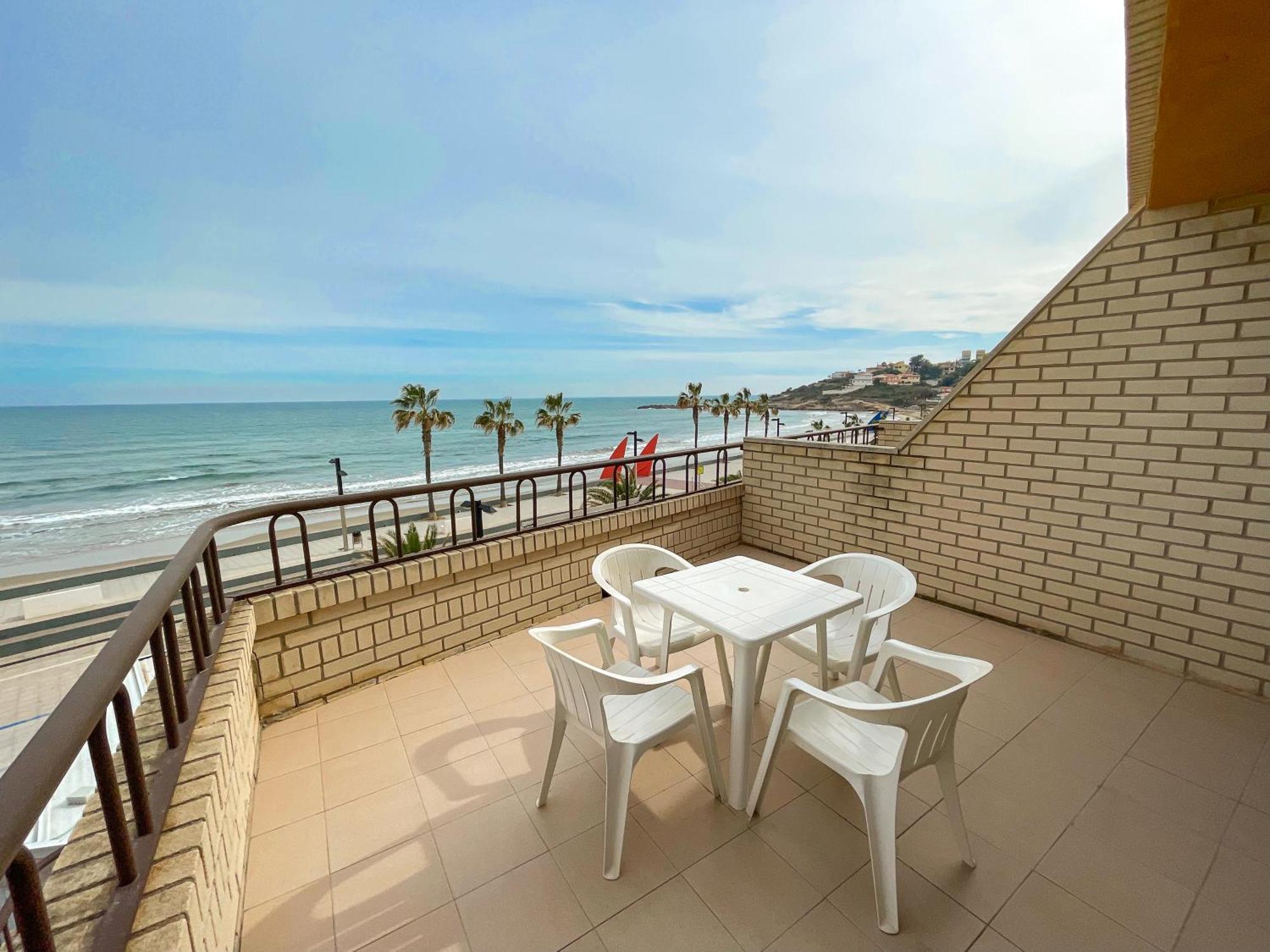 Apartamentos Oropesa Primera Linea 3000 Oropesa del Mar Bagian luar foto